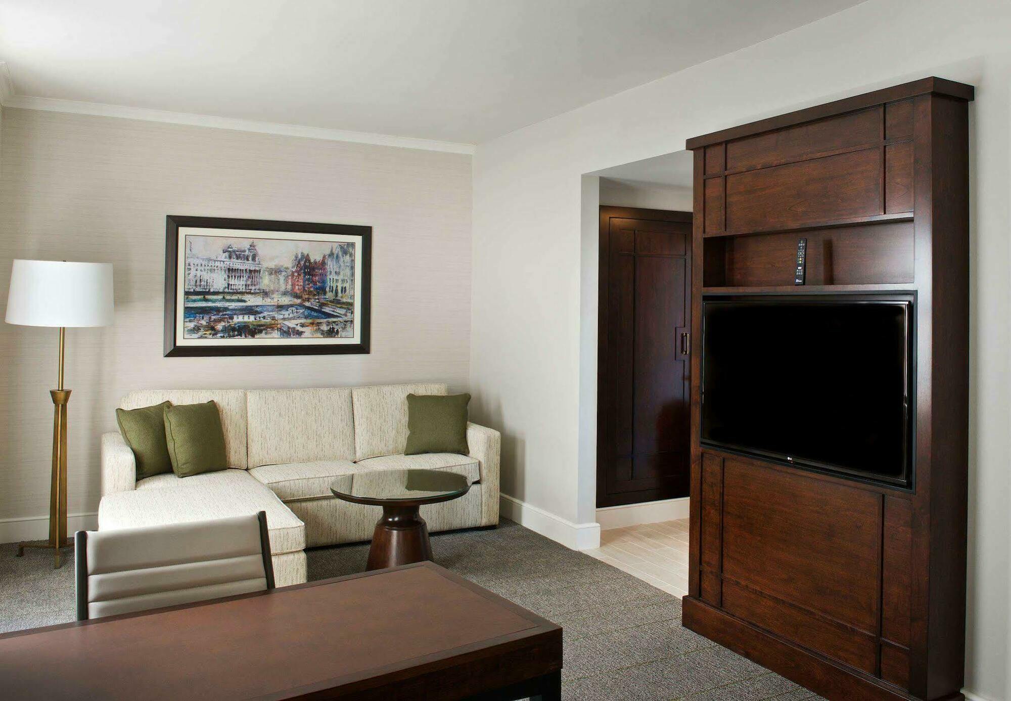 Hotel Marriott Syracuse Downtown Exterior foto